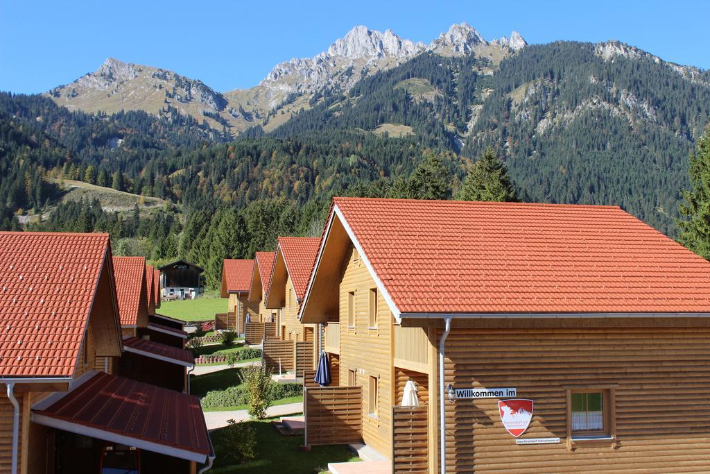 Feriendorf Am Hahnenkamm Reutte Habitación foto